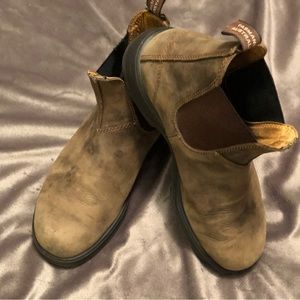 Mens BLUNDSTONE Classic Chelsea Boot in Australian size 8.5 (US 9.5)